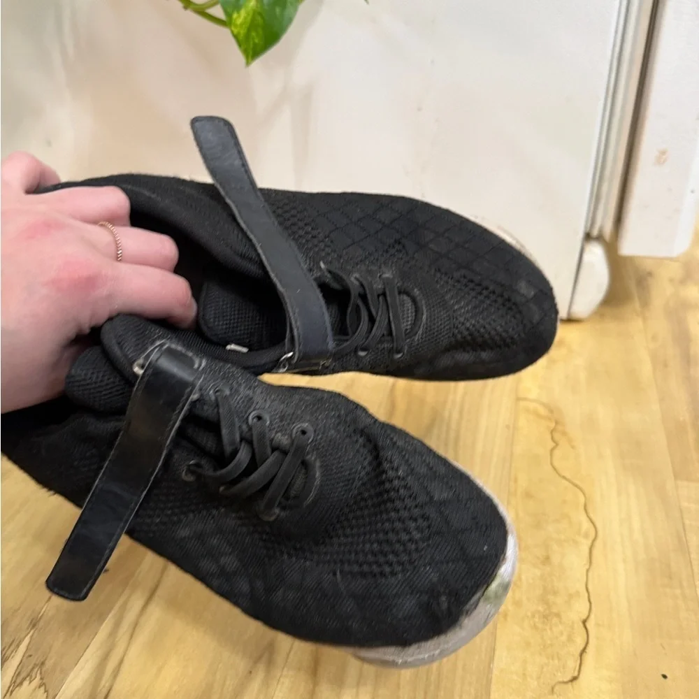 Black Knit Sneakers youth 4-4.5